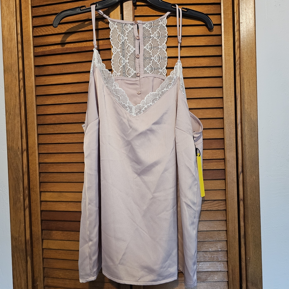 Gibson Pink Lace Trim Top